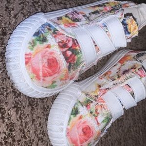 Toddler girl tennis shoes